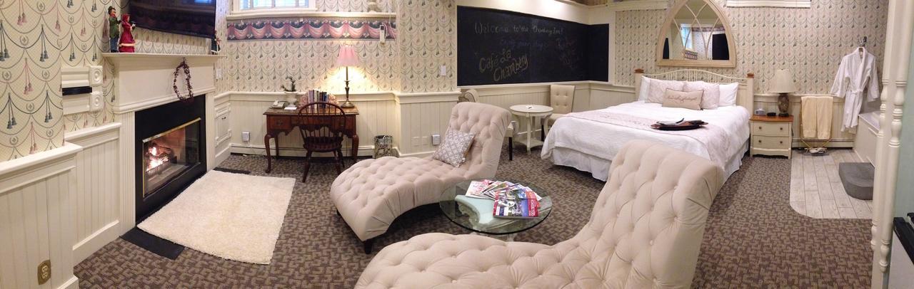 King Suite with Spa Bath
